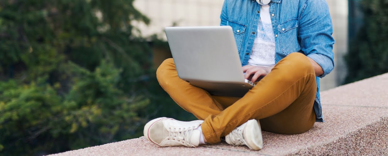 Cara Menjadi Freelance Writer dan Tips Membangun Portofolio